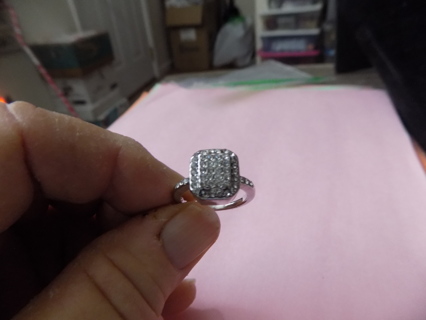 Silvertone band ring # 2 sz 7 square top with rows sq rhinestones, 3 stones on side