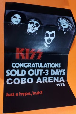 Mini Kiss " Poster "