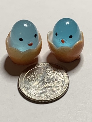 EGG SHELL CHICKS~#22~BLUE~SET OF 2~GLOW IN THE DARK~FREE SHIPPING!