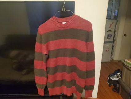 A Nightmare On Elm Street Freddy Krueger Sweater Mens XS Green Red Stripe Spirit