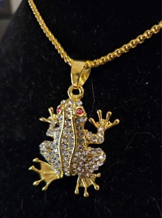 Beautiful Golden Frog Necklace