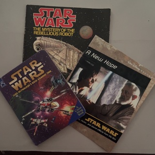 Lot of 3 Star Wars books 