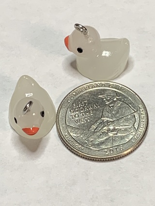 DUCKS~#28~WHITE~SET OF 2 DUCKS~CHARMS & GLOW IN THE DARK~FREE SHIPPING!