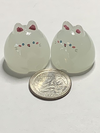 PUDDING CATS~#9~WHITE~SET OF 2~GLOW IN THE DARK~FREE SHIPPING!