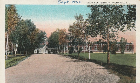 Vintage Used Postcard: e: 1931 State Penitentiary, Bismark, ND