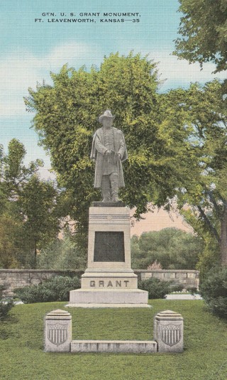 Vintage Used Postcard: d: 1947 Gen U.S. Grant Monument, Ft Leavenworth, Kansas