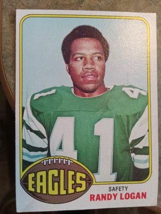 1976 TOPPS RANDY LOGAN PHILADELPHIA EAGLES FOOTBALL CARD# 101