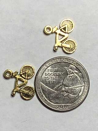 ANTIQUE GOLD CHARMS~#85~SET OF 2~FREE SHIPPING!