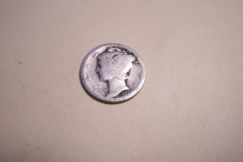 Silver 1923 Winged Liberty Head Mercury Dime