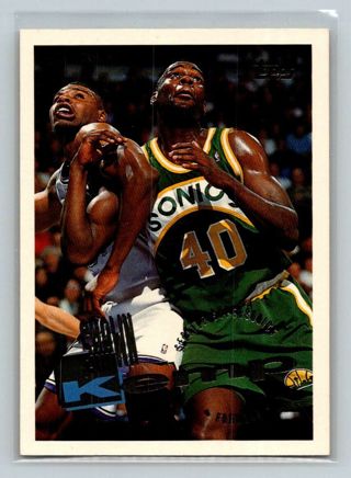 1995-96 Topps #110 Shawn Kemp Seattle SuperSonics Basketball Card