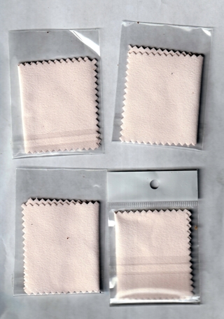 4PC JEWELRY CLEANING CLOTHS (PLEASE READ DESCRIPTION)