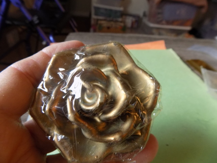 NIP Golden rose shaped candle 2 1/2 inch round
