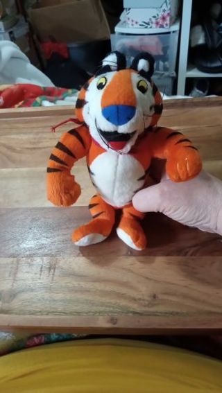 Kellogg's Frosted flakes tony the tiger stuff animal 1997