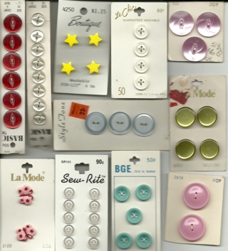 Vintage Lot of Assorted Buttons: La Chic,  Sew Rite, BG, La Mode  Buttons on Original Cards