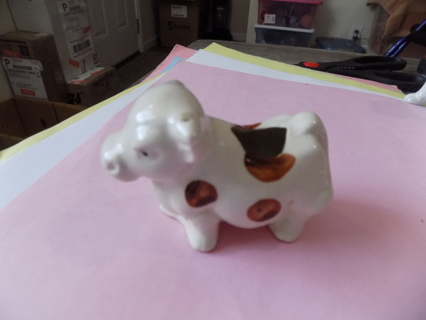 Vintage ceramic brown and white cow toothpick holder 3 inch wide