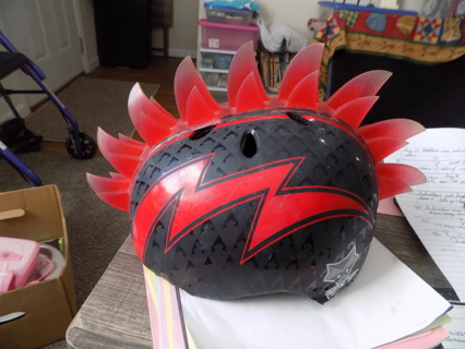 Raskulls LED Battery Light Up Mohawk childs helmet black and red