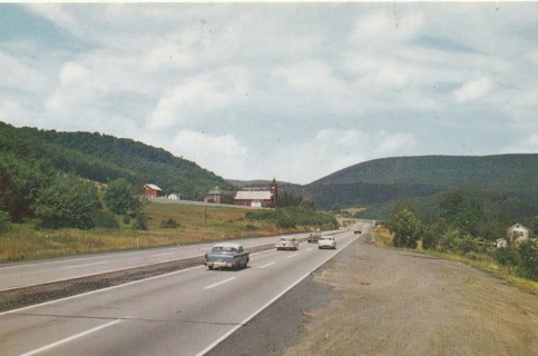 Vintage Unused Postcard: u: Pennsylvania Turnpike