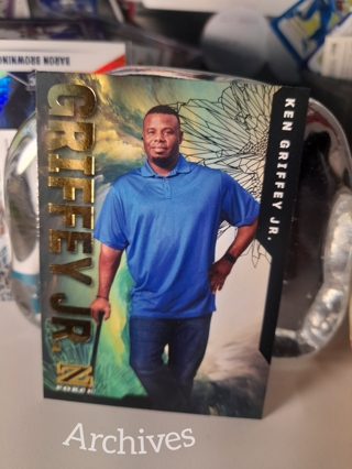 2023 Ken Griffey Skybox Z Force Metal Universe