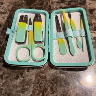 Nail clippers set