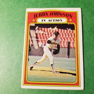 1972 - TOPPS BASEBALL CARD   NO. 36 - JERRY JOHNSON IN ACTION