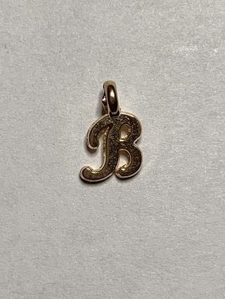 ♥GOLD INITIAL LETTER CHARMS~#B2~FREE SHIPPING♥
