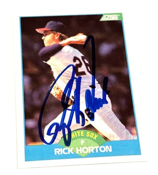 Autographed 1989 Score Baseball Card #145 Ricky Horton-White Sox