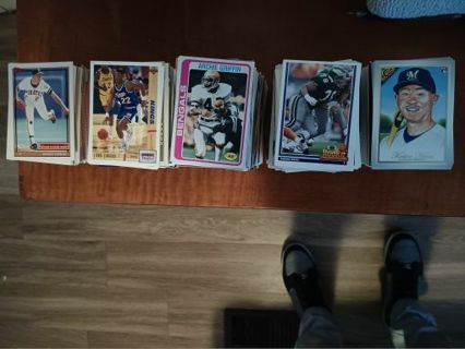 Over 1000 rookies lot.