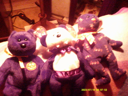 3 Halloween beanie babies