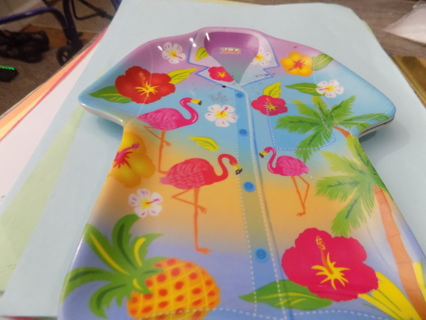 8 inch tall melamine Hawaiian shirt snack plate # 1 hibiscus, flamingo, pineapple