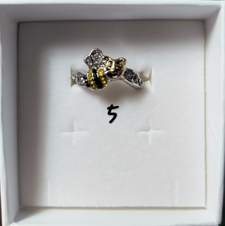 Bee Ring