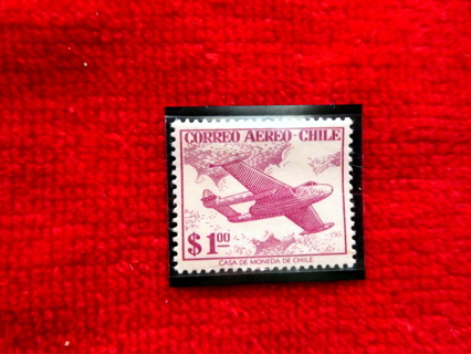 1956 $1.00 Mint Hinged OG Chile Correo Aereo Airmail Stamp.