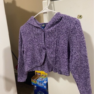 Girls sweater 