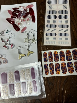 Nail jewelry lot