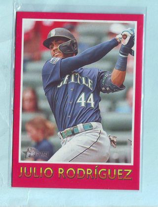 2024 Topps Heritage Julio Rodriguez BASEBALL SENSATIONS INSERT Baseball Card # 75BS-19 Mariners