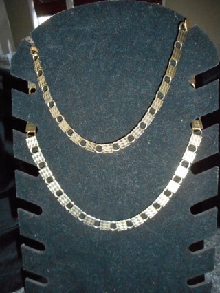 Box Chain Necklace Gold Tone