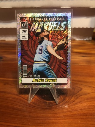 Robin Yount 2023 Donruss Marvels Rapture Parallel #M4