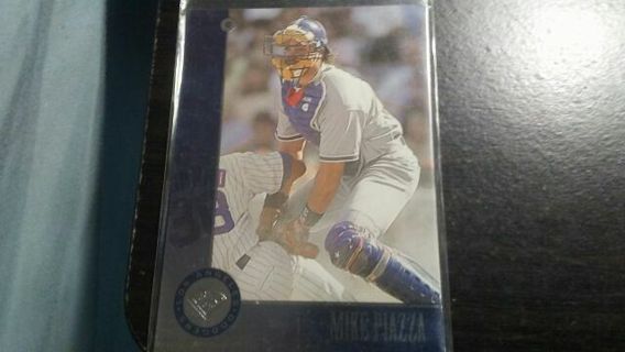 1996 DONRUSS/LEAF MIKE PIAZZA LOS ANGELES DODGERS BASEBALL CARD# 200