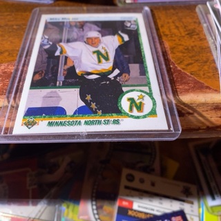 1991 upper deck mike modano hockey card 