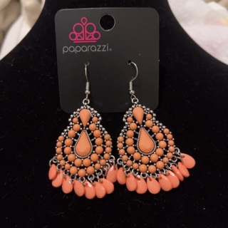 Paparazzi Dangling Earrings (Peach Stones) New