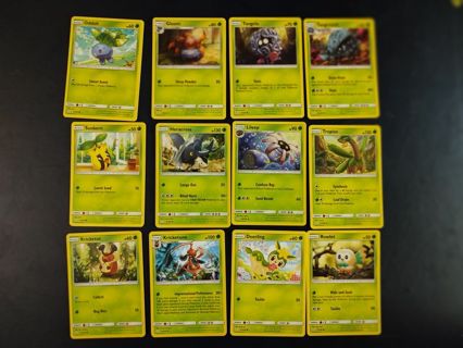 Pokemon Cosmic Eclipse Grass Cards