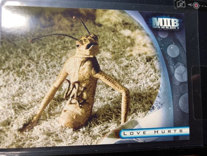 Men in Black Trading Card Worms Love Hurts 