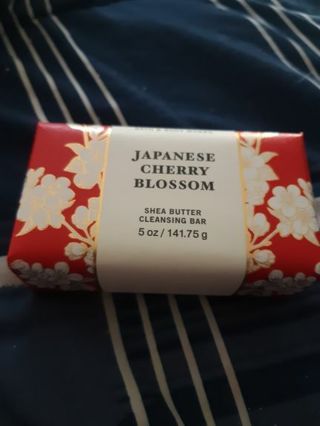 BBW Japanese cherry blossom shea butter cleansing bar