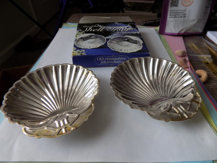 NIB  2 silverplated shell trays about 4 inch wide in original box