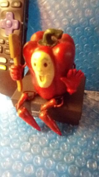  Red Bell Pepper Shelf Sitter