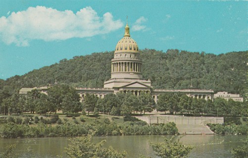 Vintage Unused Postcard: (gin8): State Capitol Building, Charleston, WV