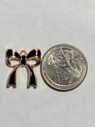 BLACK ENAMEL CHARM~#88~1 CHARM ONLY~FREE SHIPPING!