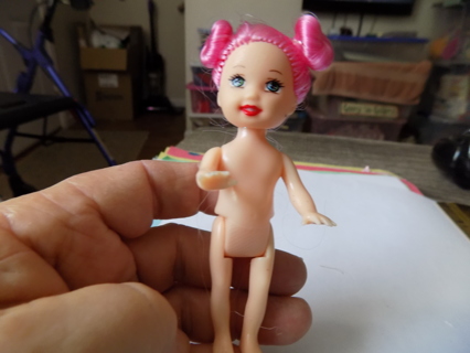 4 inch poseable doll pink bow in round buns nude