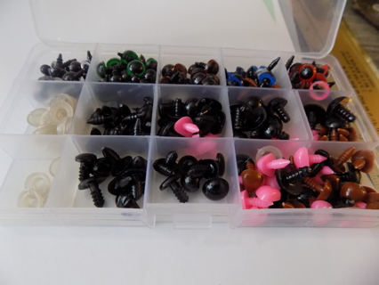 Divided Container acrylic full of screw in doll eyes for making homemade plush and dolls crafting