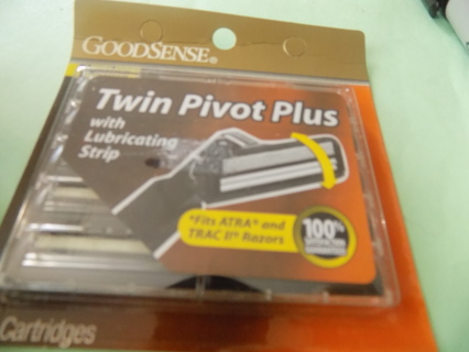 Good Sense Pivoting Twin Pivot Plus with lubricating stripe razor blades # 9