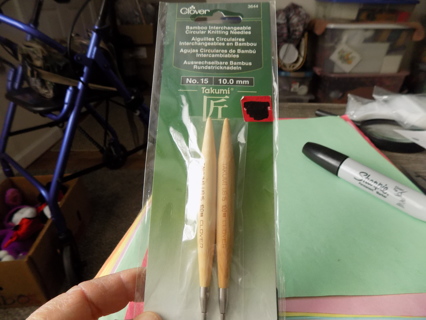 New in pack Clover Bamboo interchageable circular knitting needles # 15 10.0 mm
